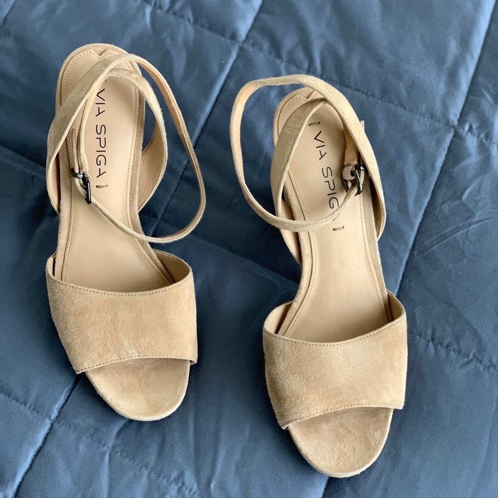 Via Spiga Nude Heels